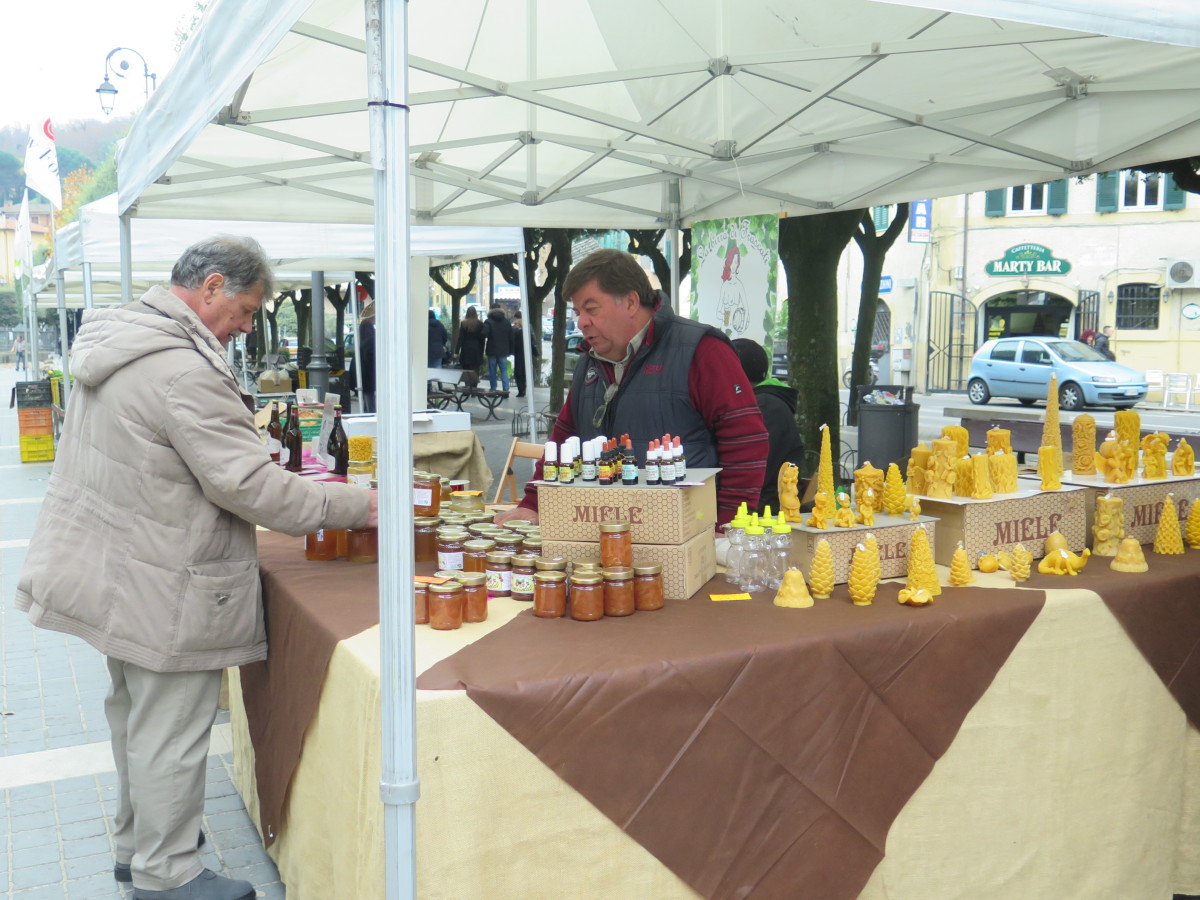 Honey Purveyor-by-Casale-Sonnino